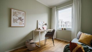 Arbeitszimmer Home Staging grüne Wandfarbe