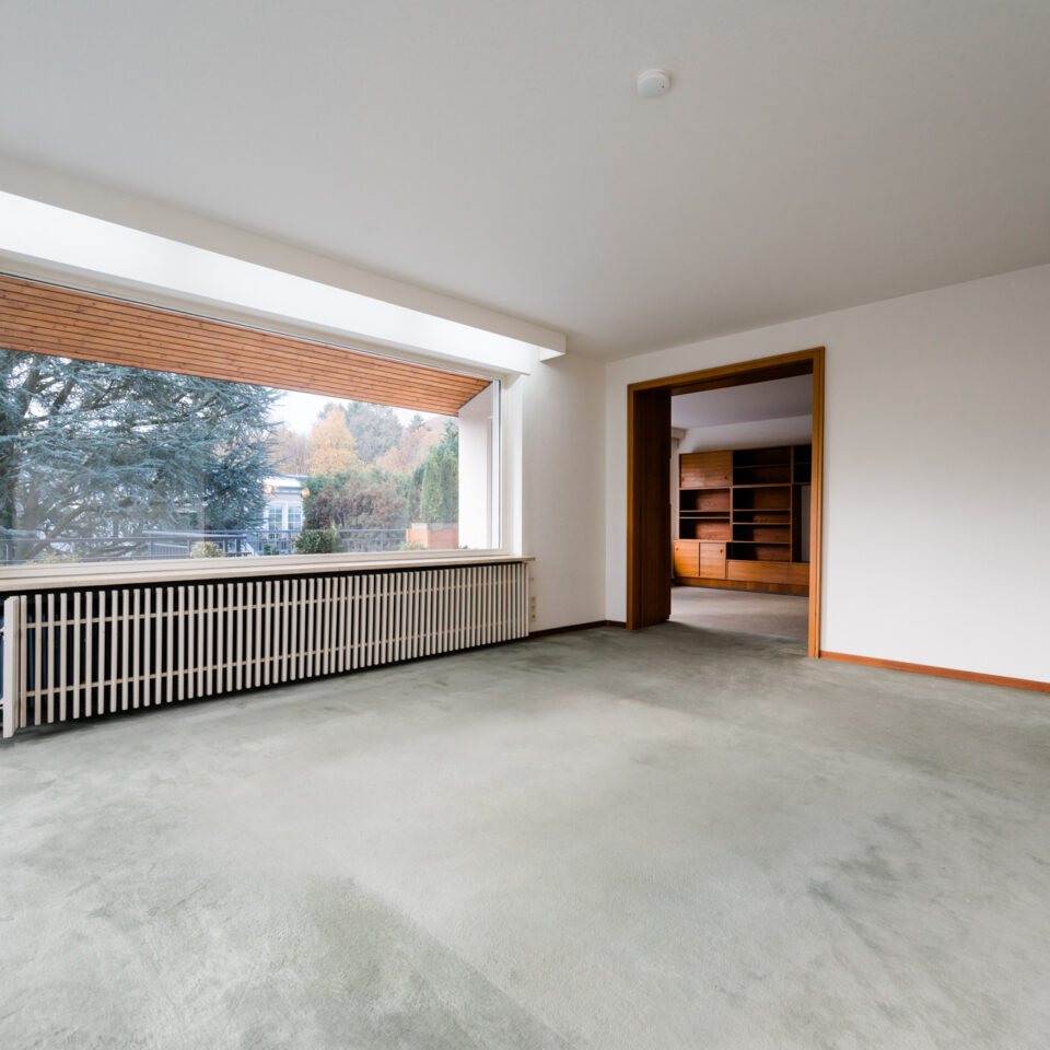 Blog-Homestaging-geerbte-Immobilie-Wohnzimmer-geraeumt