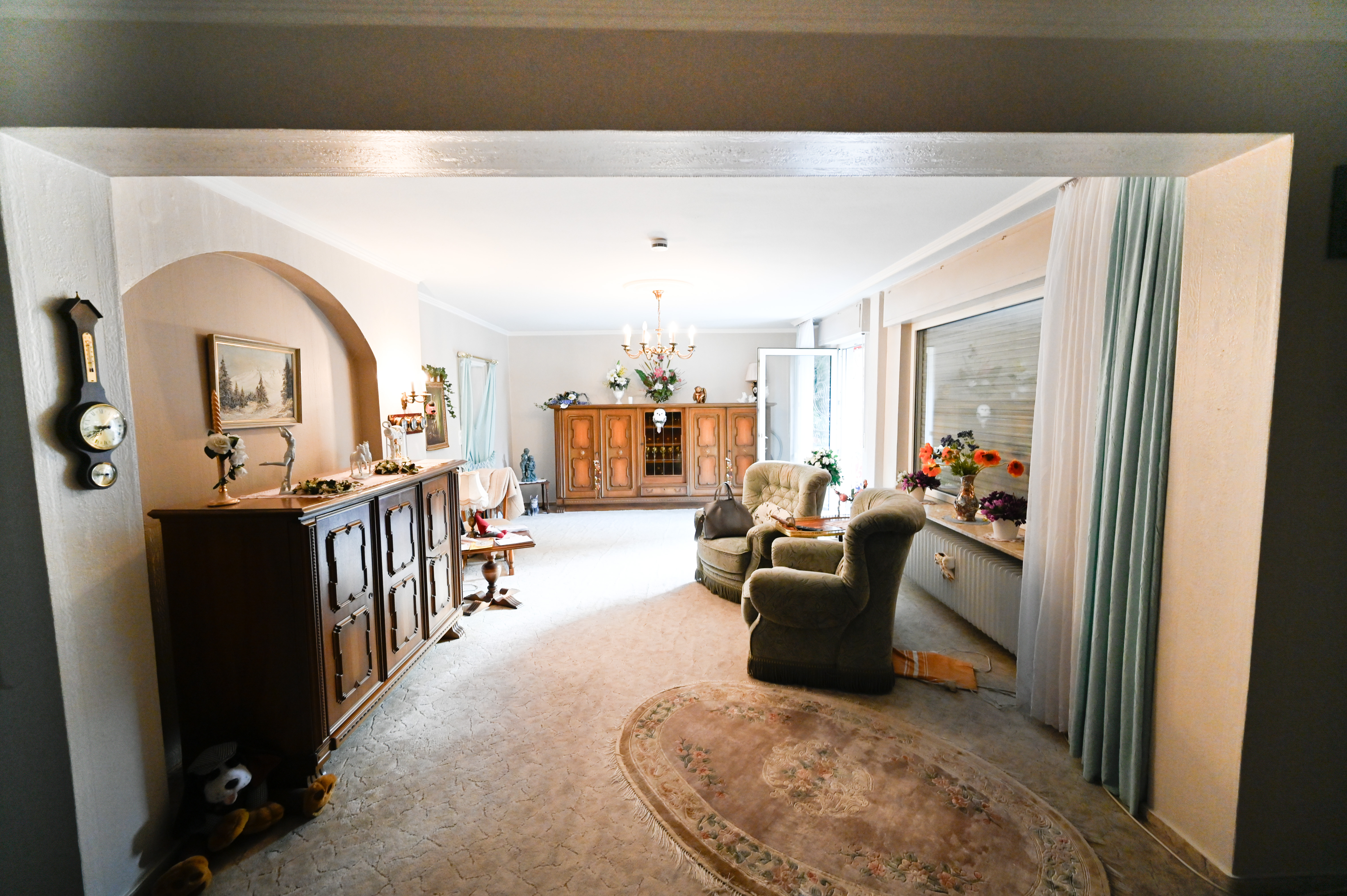 Wohnzimmer vor Staging geerbtes Haus